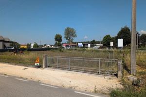 Terreno 2000mq fronte Strada Statale