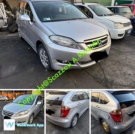 Honda Fr-V anno 2010 per ricambi Fi