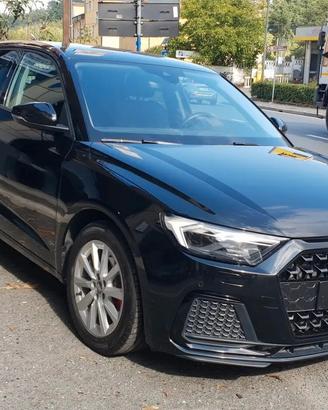 Audi A1 1.0 TFSI ultra S tronic Sport 26.000 KM