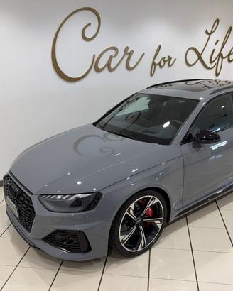 AUDI RS4 TFSI Avant Full Optionals