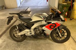 aprilia rs 125 4t