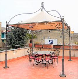 Gazebo in ferro battuto su misura del cliente