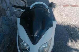Honda Forza 250 (106.000 km)