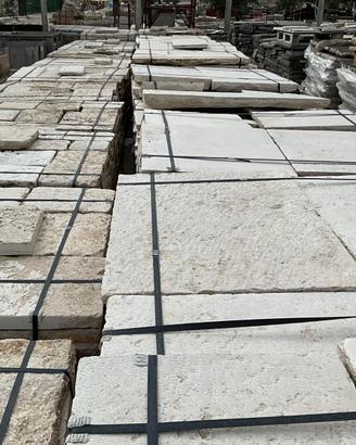 Materiale di recupero in  pietra pavimenti rivesti