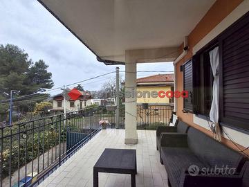 Pedara - Appartanvilla con Terrazzo