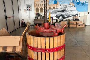 Torchio da uva manuale da 60 cm di diametro