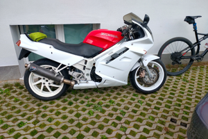 Honda VFR 750