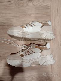 scarpe sneakers 