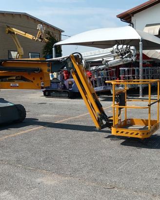 Piattaforma aerea semovente a braccio HAULOTTE HA 