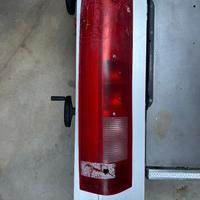 Fanale posteriore sinistro Iveco Daily III serie
