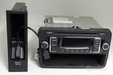 raro modello Radio RCD 210 con ingresso USB