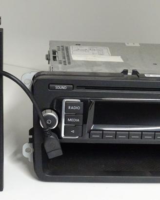 raro modello Radio RCD 210 con ingresso USB