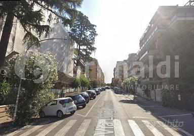 Negozio Roma [Locale C/1 ACG]