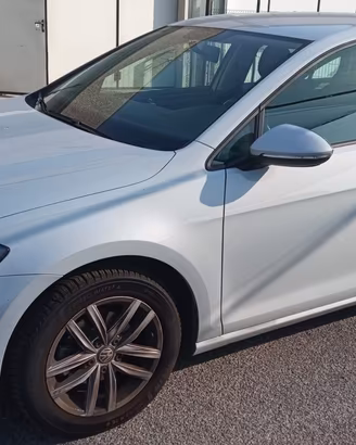 Volkswagen Golf 1.0 TSI 115 CV 5p. Business PER CO