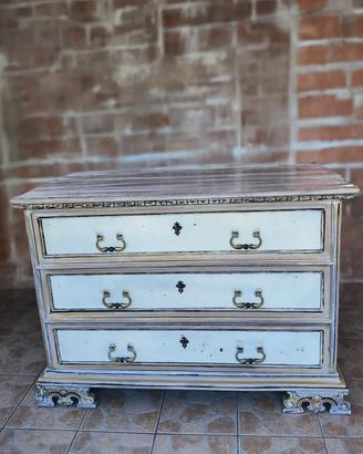 antica cassettiera   a 3 cassetti  cm 137x95x65