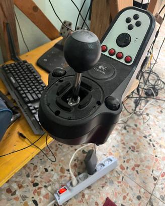 Logtiech g27