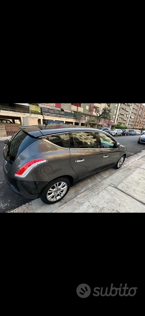 Lancia Delta 2011 photo 3
