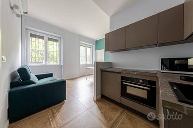 ELEGANTE BILOCALE RISTRUTTURATO - VIA DELLA MOSCOV