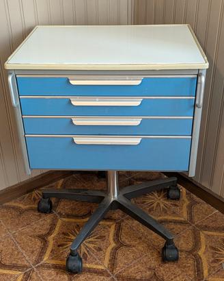 Tavolino da lavoro dentista vintage.