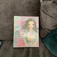 libro delle TOP MODEL con accessori