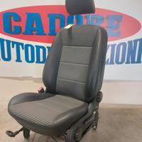 Sedile anteriore sinistro Mercedes B 150 del 2007
