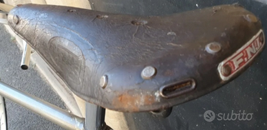 Sella vintage F.N.I. molto particolare