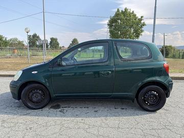 Toyota Yaris 2004