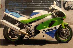 Kawasaki ZXR750R zxr 750 zx750f
