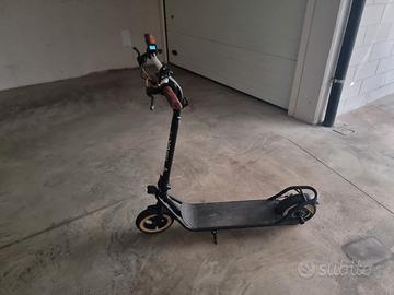 monopattino elettrico 