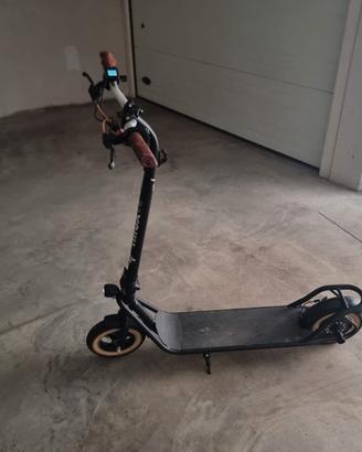 monopattino elettrico 