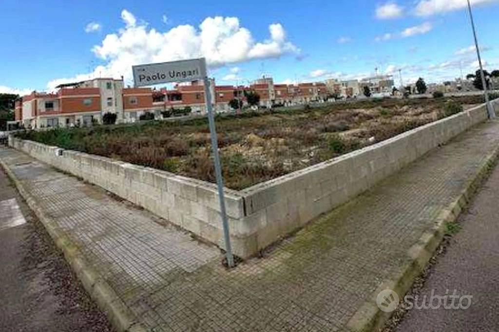 Immobile in asta di 1652 m² a Cavallino - Vista 2