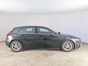 MERCEDES-BENZ A 180 d Business Extra 5 PORTE