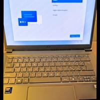 Acer 14 pollici OLED nuovo con scontrino Unieuro 