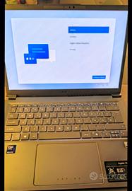 Acer 14 pollici OLED nuovo con scontrino Unieuro