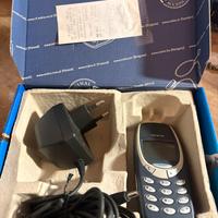 Nokia 3310 originale con scatola e caricatore