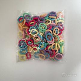 Bustina con elastici colorati