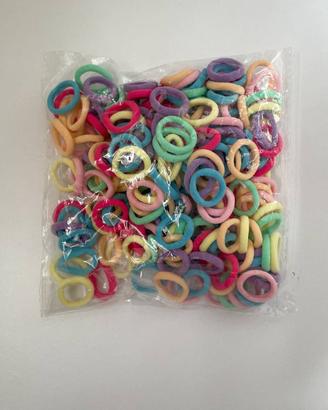 Bustina con elastici colorati