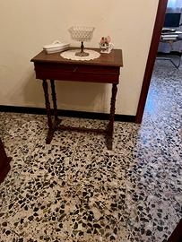 Tavolino da lavoro