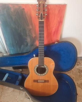 Ovation Country Artist Modello 1624 - Elettrificat
