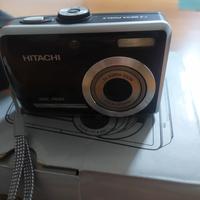 macchina fotografica digitale Hitachi HDC-763-E