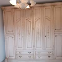 Armadio classico in legno massello – Ottime condiz