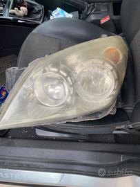 Faro opel astra h
