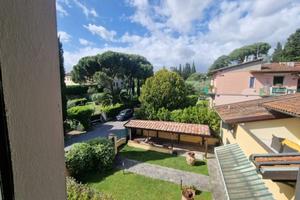 Appartamento di 80 m² con 4 locali e box auto a Fi