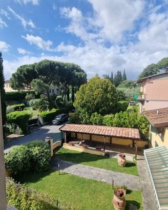 Appartamento di 80 m² con 4 locali e box auto a Fi