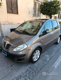 lancia musa 1.3 multijiet automatica