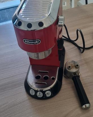 Macchina caffè delonghi 
