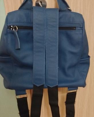 zaino in pelle nuovo