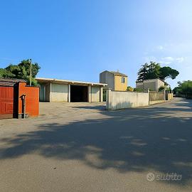 Rif.RD58| capannone giarre