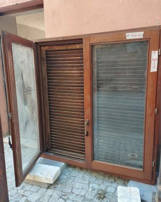 Finestre e porta finestra in legno