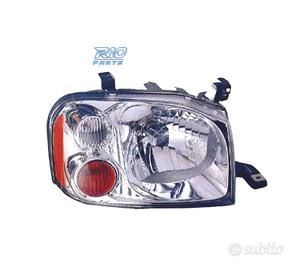 FANALE DESTRO PER NISSAN NAVARA PICK-UP 720 D22 02